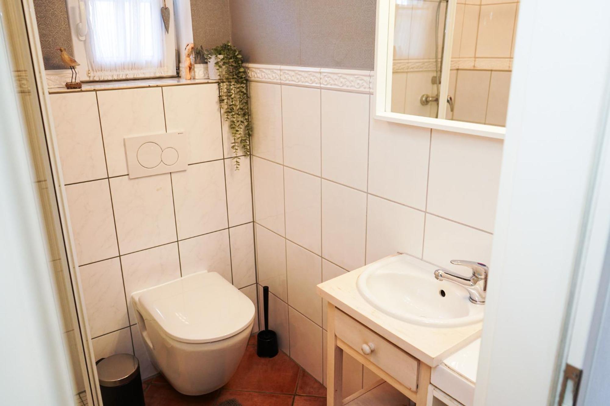 Gemuetliches Haus Mit Grossem Traumhaften Garten Bremen Ngoại thất bức ảnh